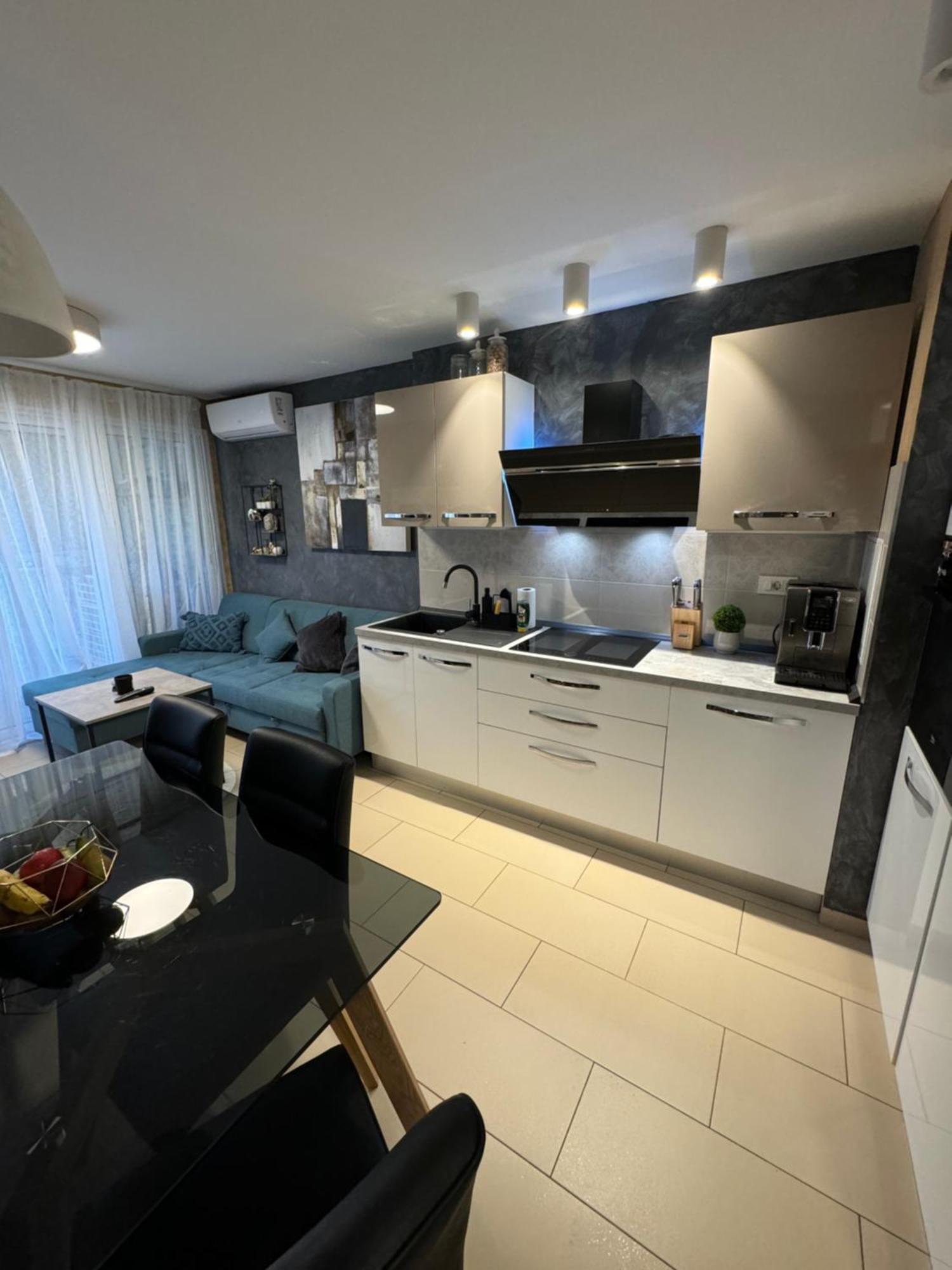 Apartman Astra With Private Parking